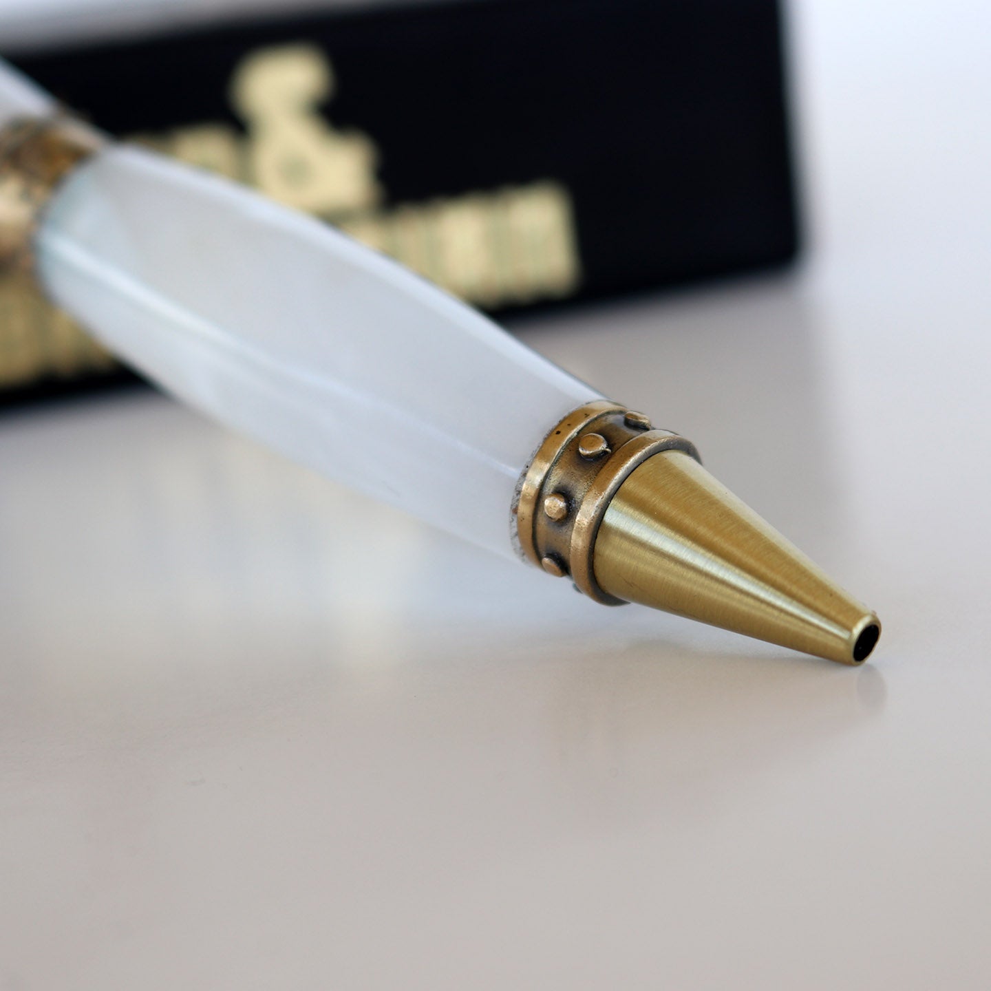 White Marble Arcylic Pirate Twist Pen