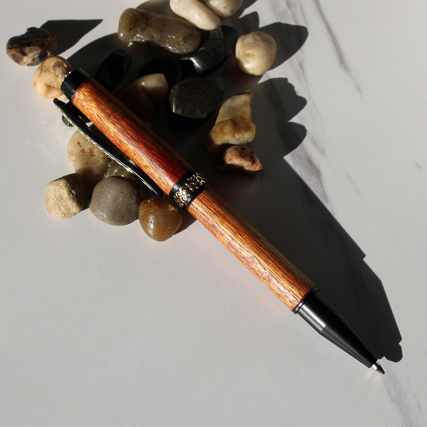 Circle of Honeycomb Twist Pen